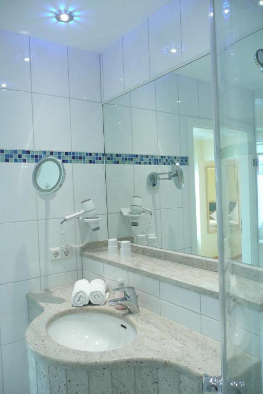 Seehotel Neue Liebe Cuxhaven Kamer foto